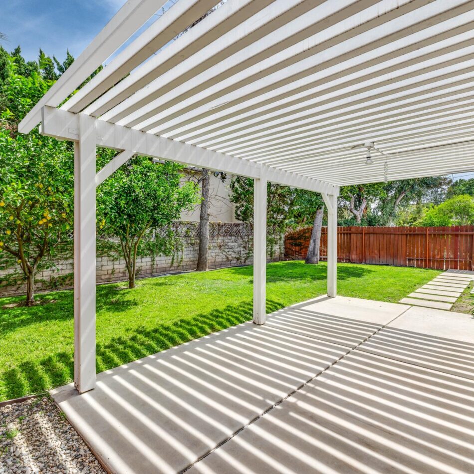 Concrete Patio: Enhance Your Outdoor Living Space